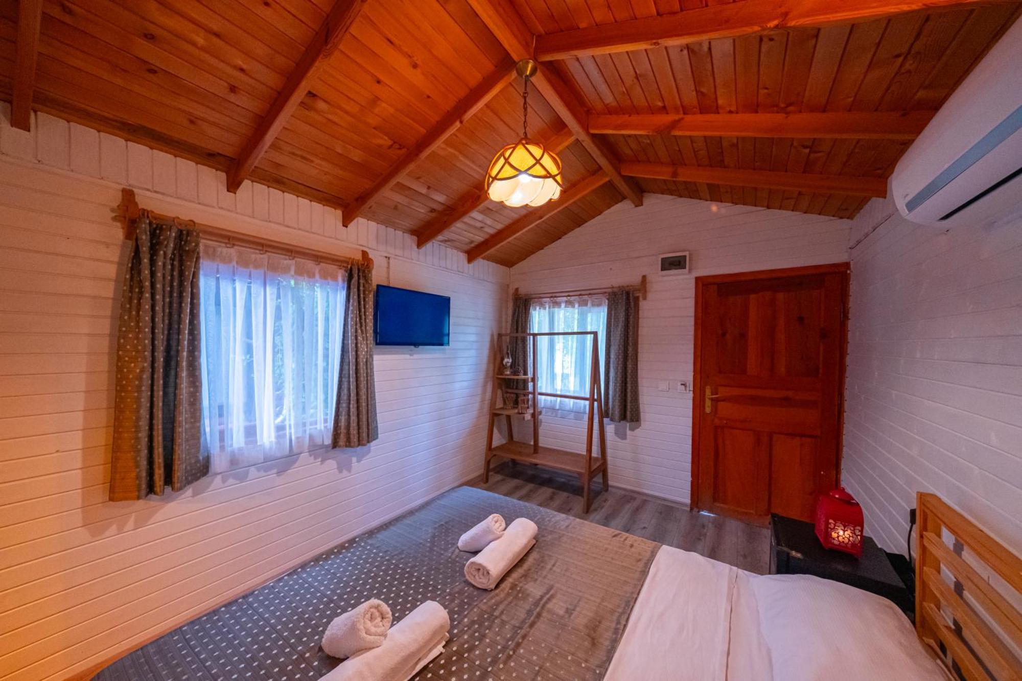 Koala Bungalows オリンポス エクステリア 写真
